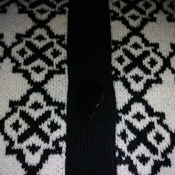 Talbots size MP Button Down Sweater NWOT - Picture 4 of 8